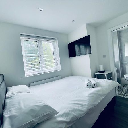 Riverside Premium En Suite Double Room E14 لندن المظهر الخارجي الصورة