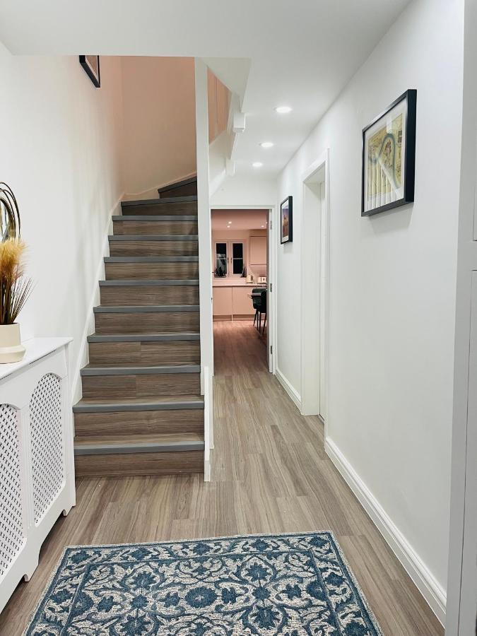 Riverside Premium En Suite Double Room E14 لندن المظهر الخارجي الصورة
