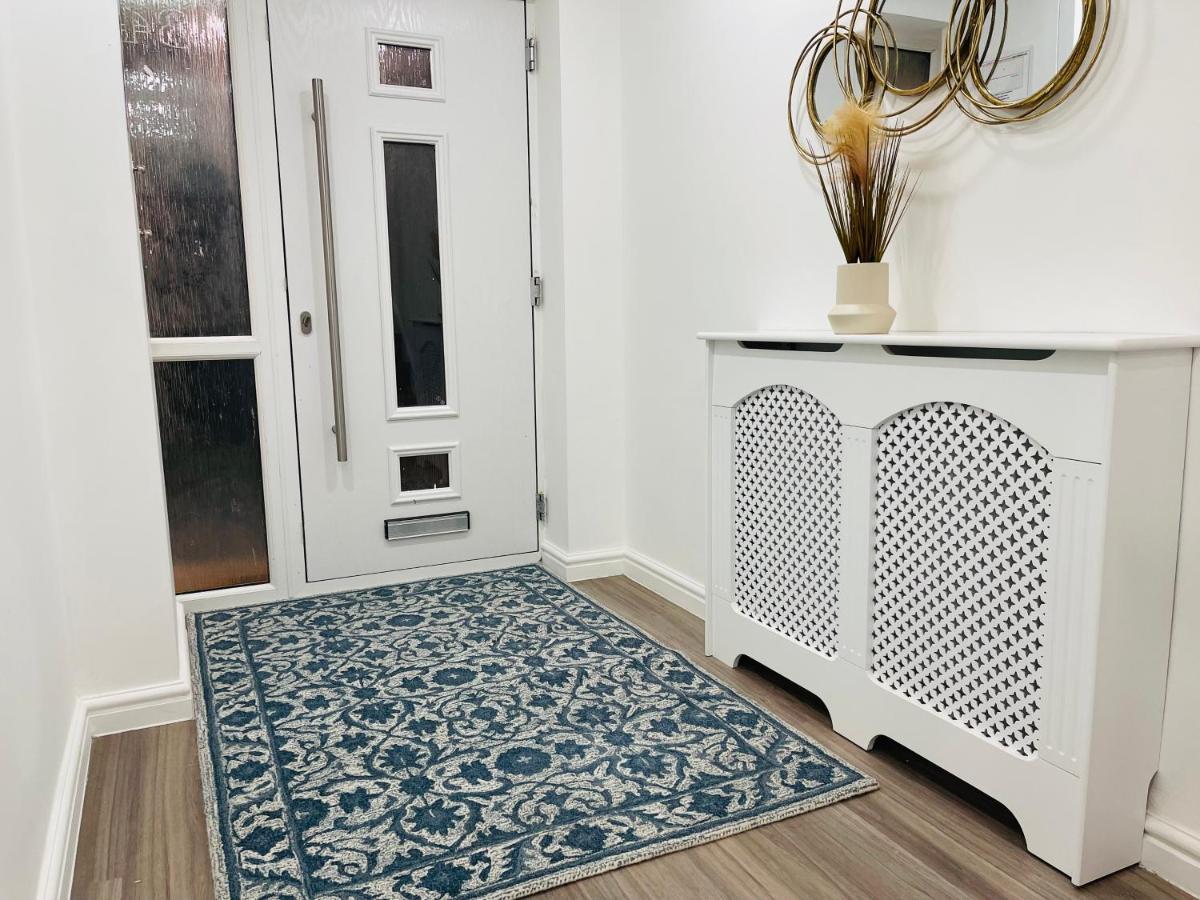 Riverside Premium En Suite Double Room E14 لندن المظهر الخارجي الصورة